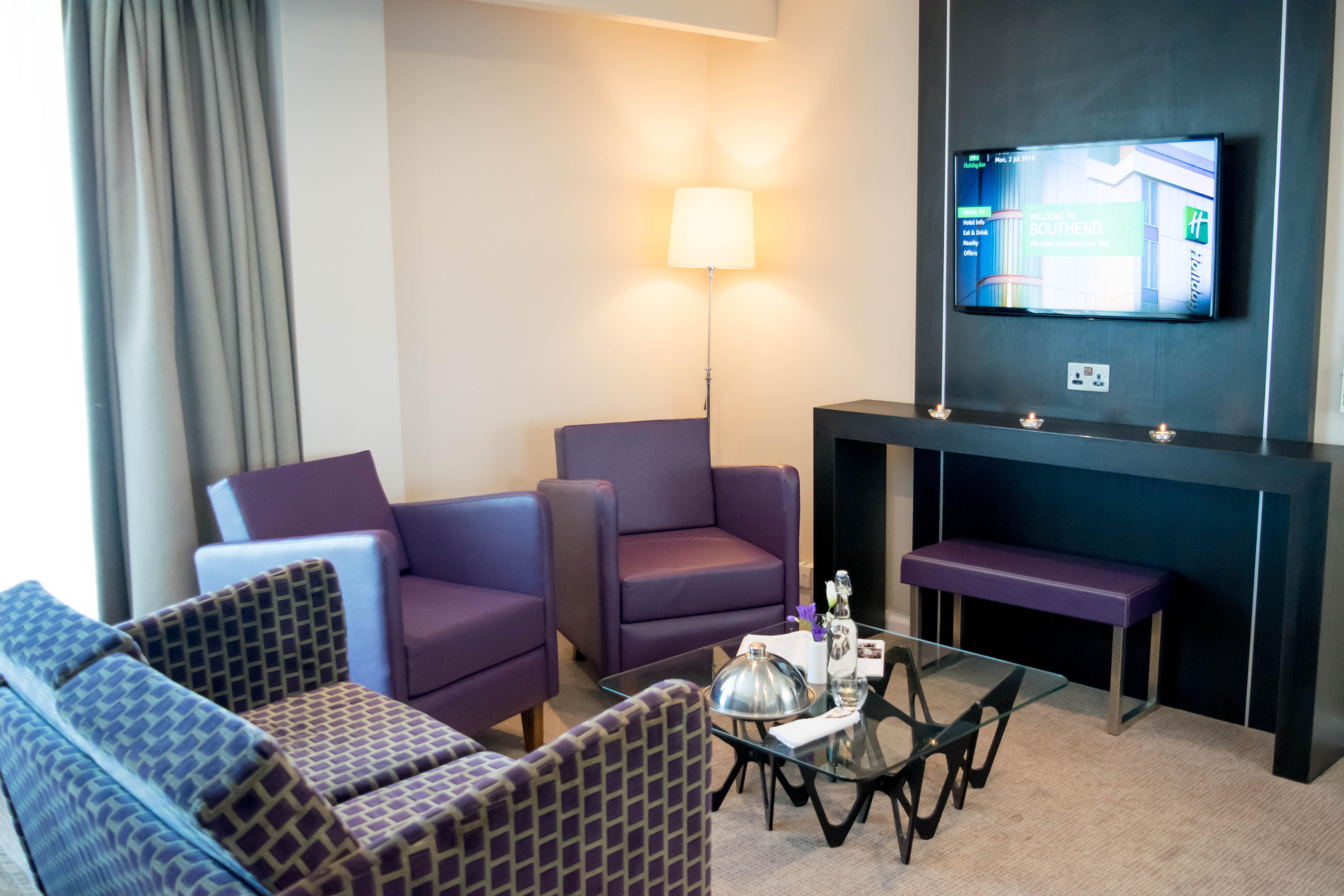 Holiday Inn Southend By Ihg Exterior foto