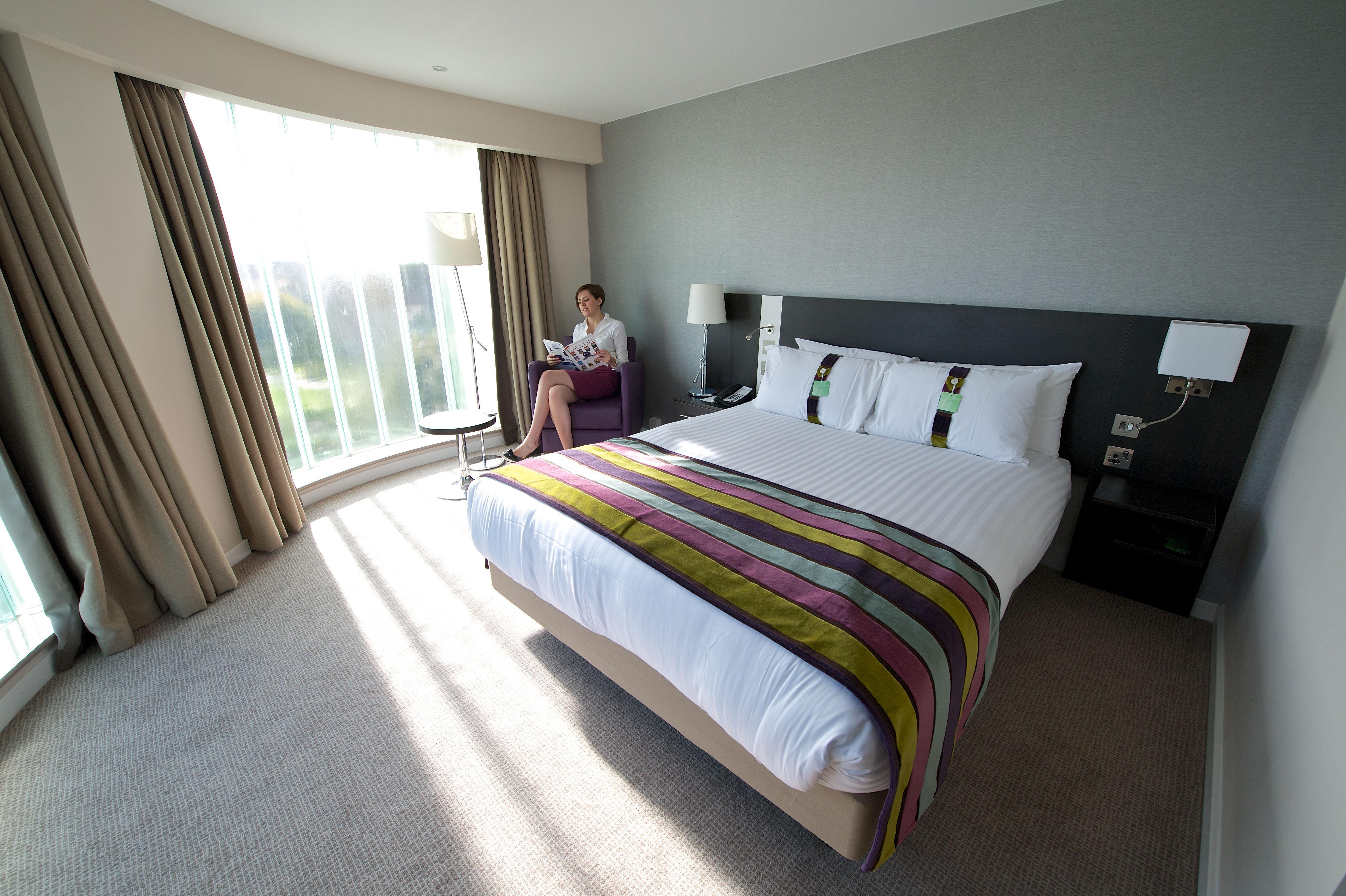 Holiday Inn Southend By Ihg Exterior foto