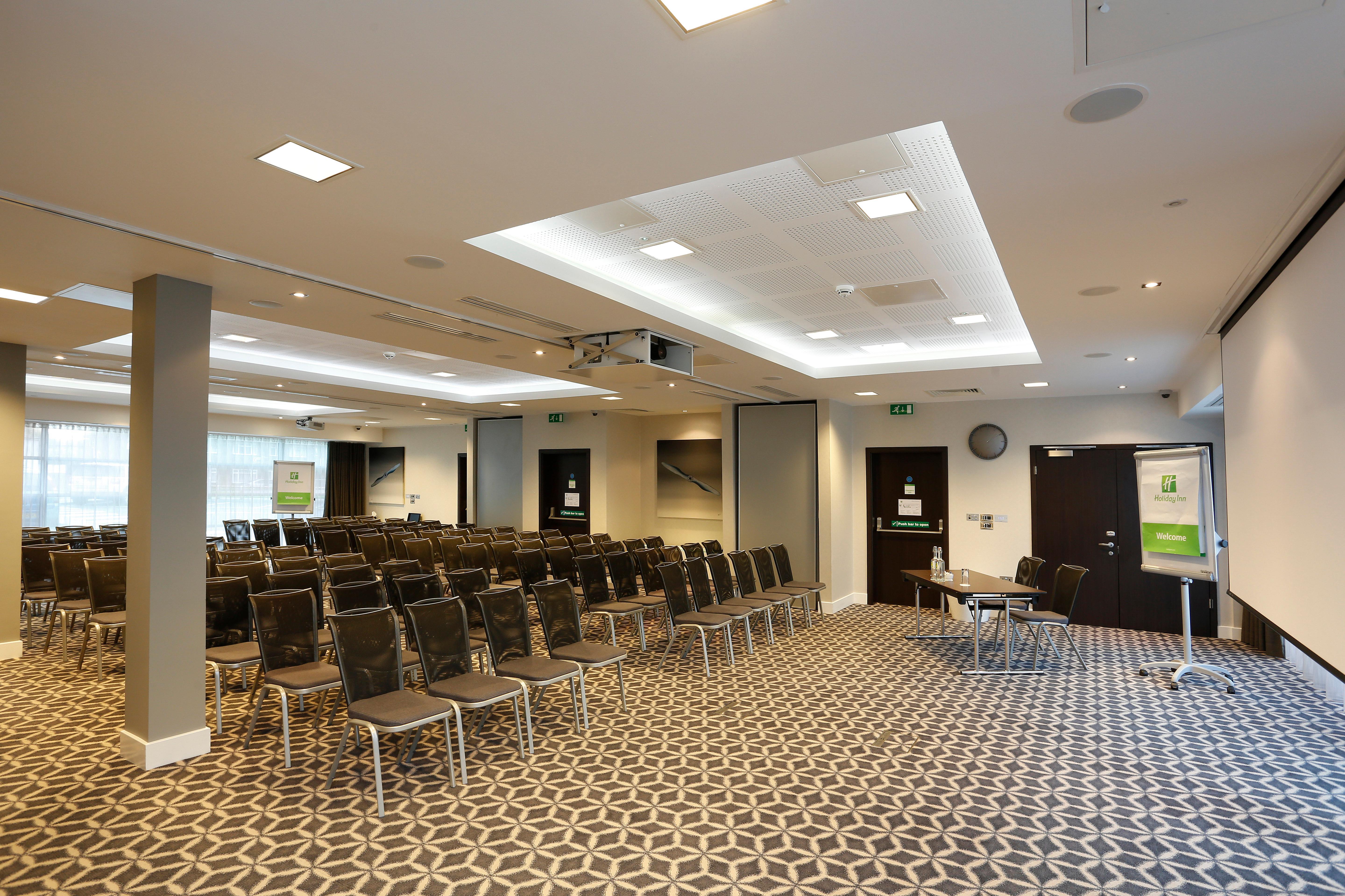 Holiday Inn Southend By Ihg Exterior foto