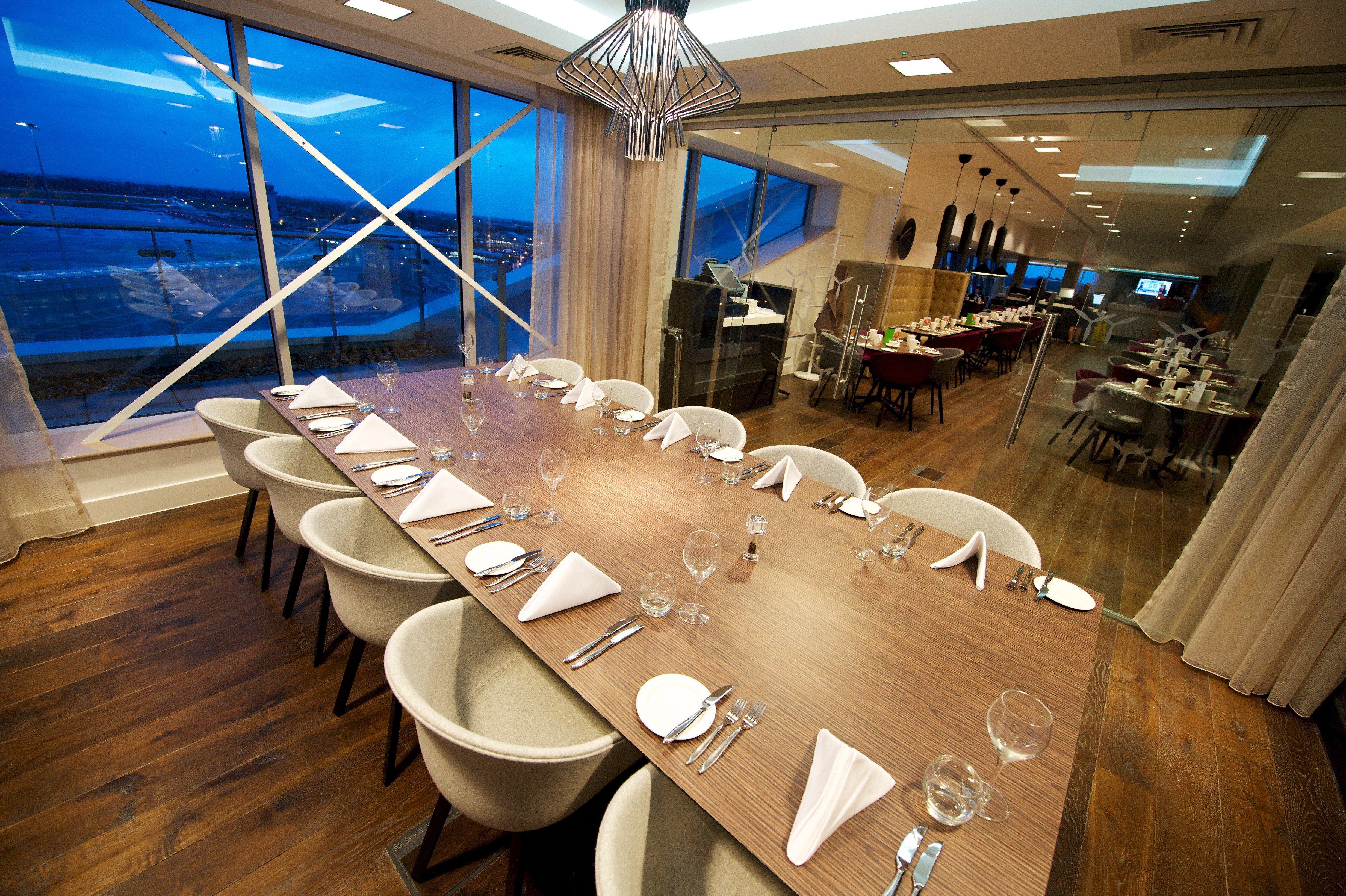 Holiday Inn Southend By Ihg Exterior foto