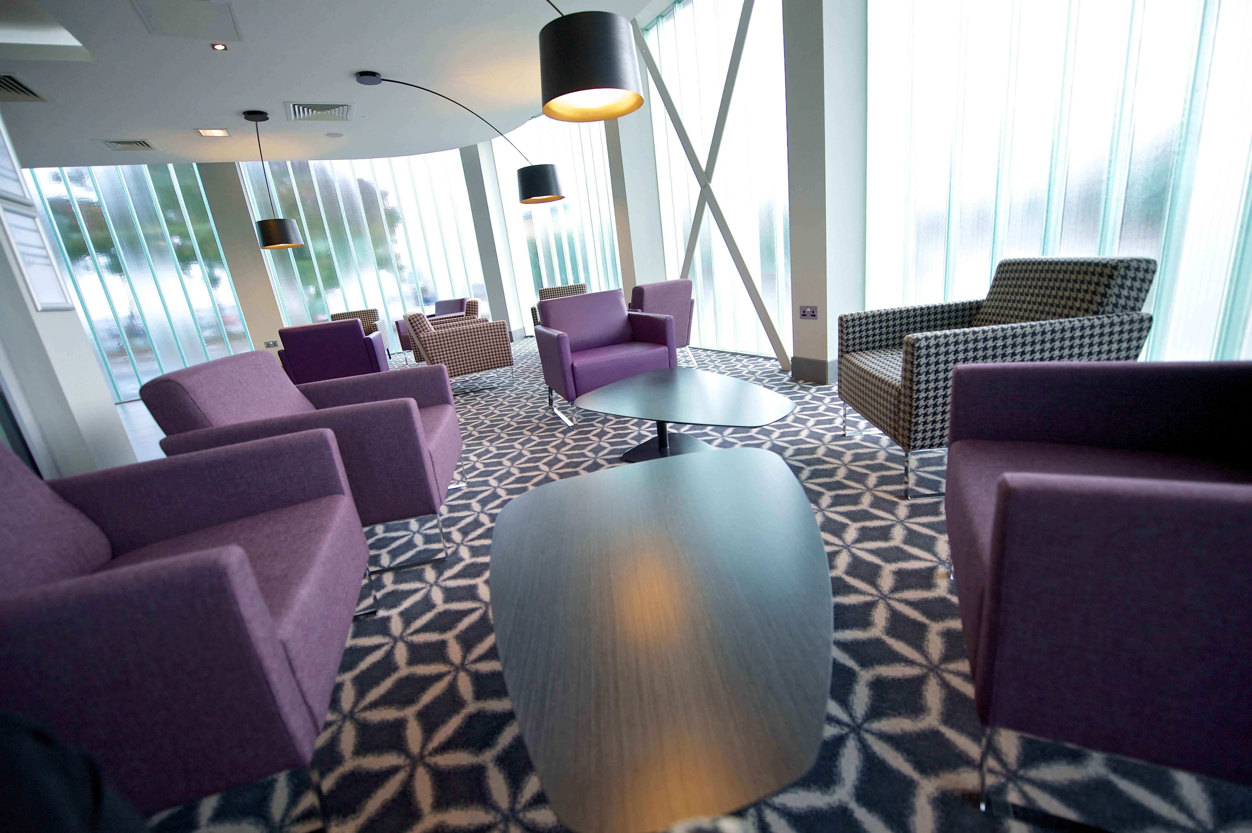 Holiday Inn Southend By Ihg Exterior foto