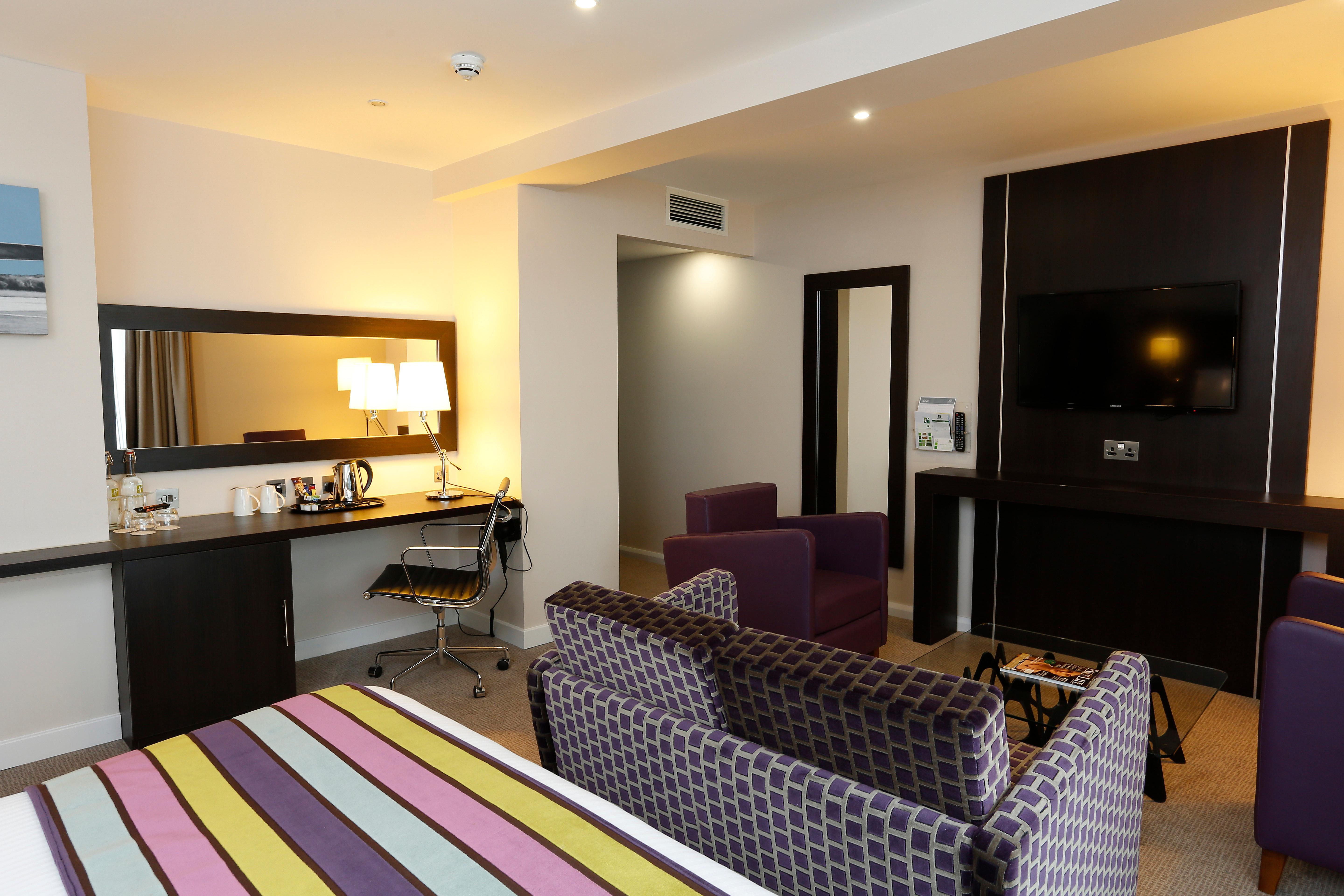 Holiday Inn Southend By Ihg Exterior foto