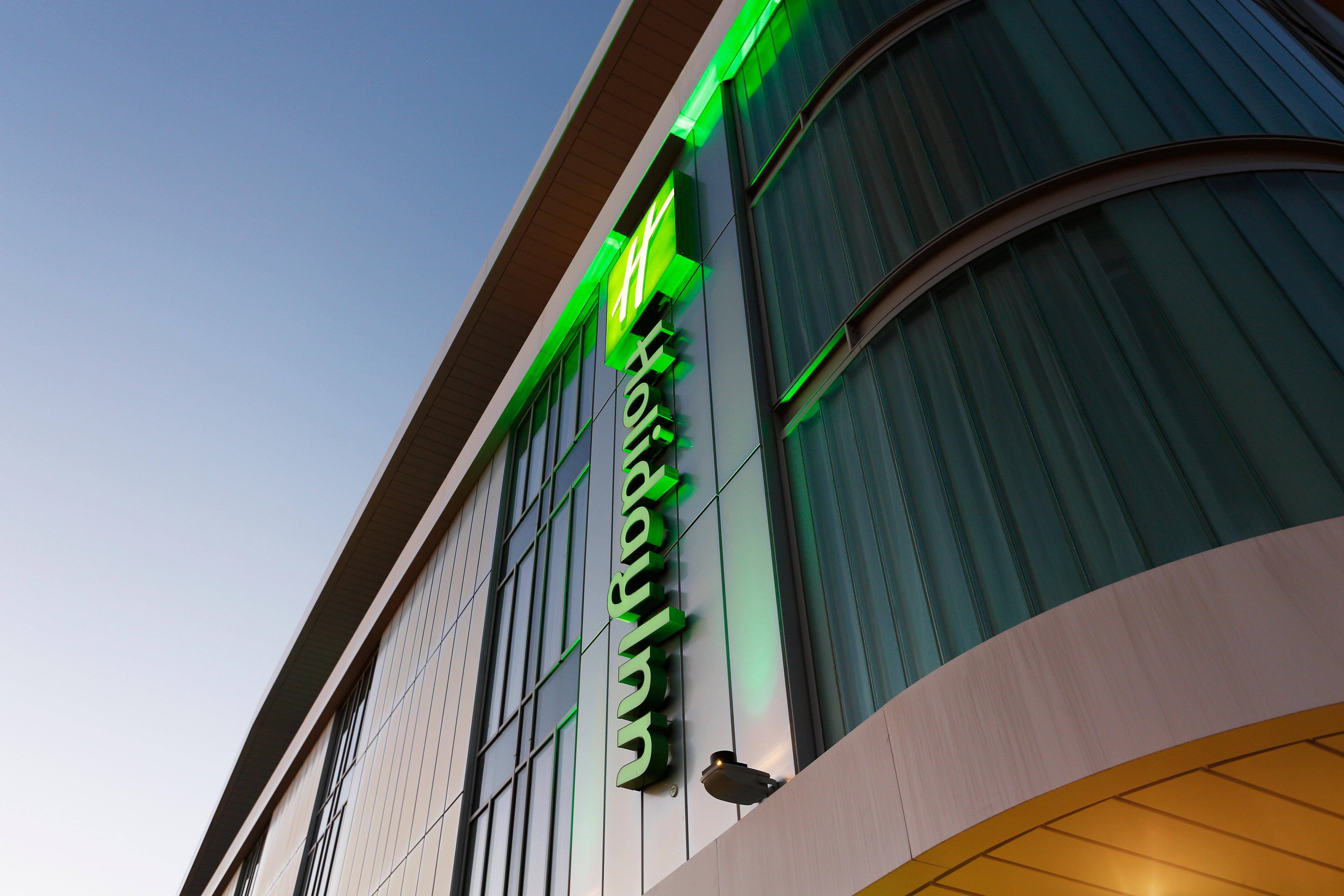 Holiday Inn Southend By Ihg Exterior foto